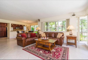 PGA National Resort Golf Villa - Luxurious Two Bedroom First Floor Water View